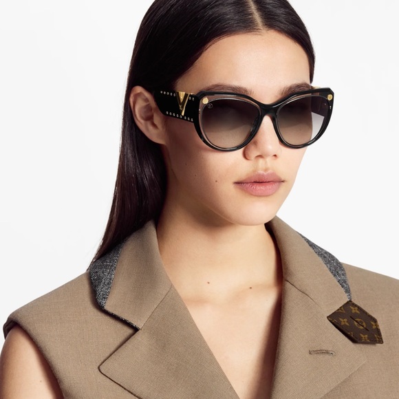 Louis Vuitton Accessories - LOUIS VUITTON My Fair Lady Studs Sunglasses